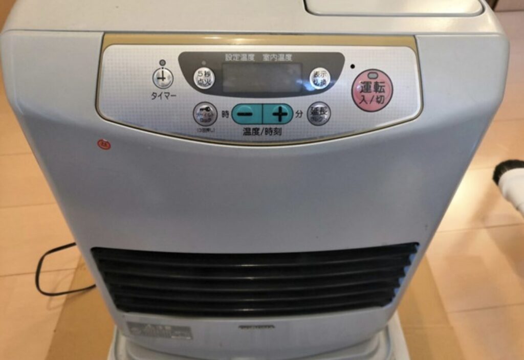 コロナ製のファンヒーター